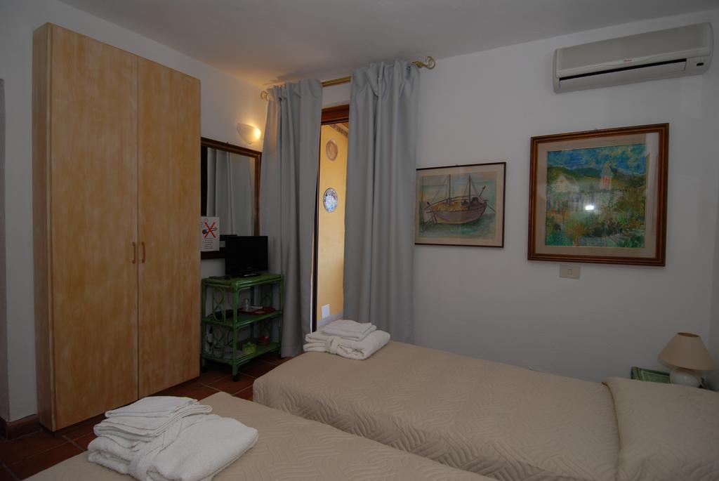 La Chicca Di Francesca Bed & Breakfast Santa Teresa Gallura Eksteriør bilde