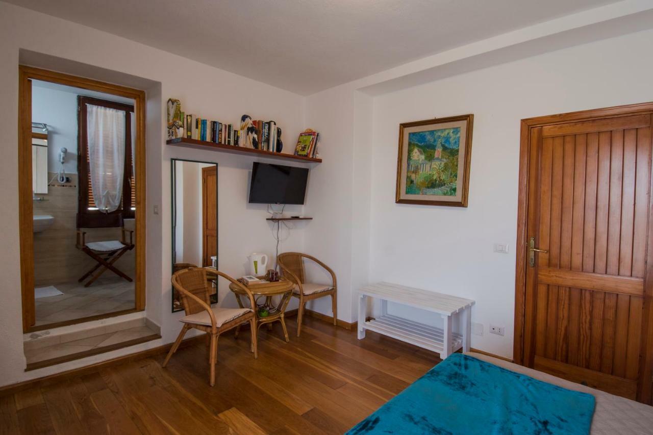 La Chicca Di Francesca Bed & Breakfast Santa Teresa Gallura Eksteriør bilde